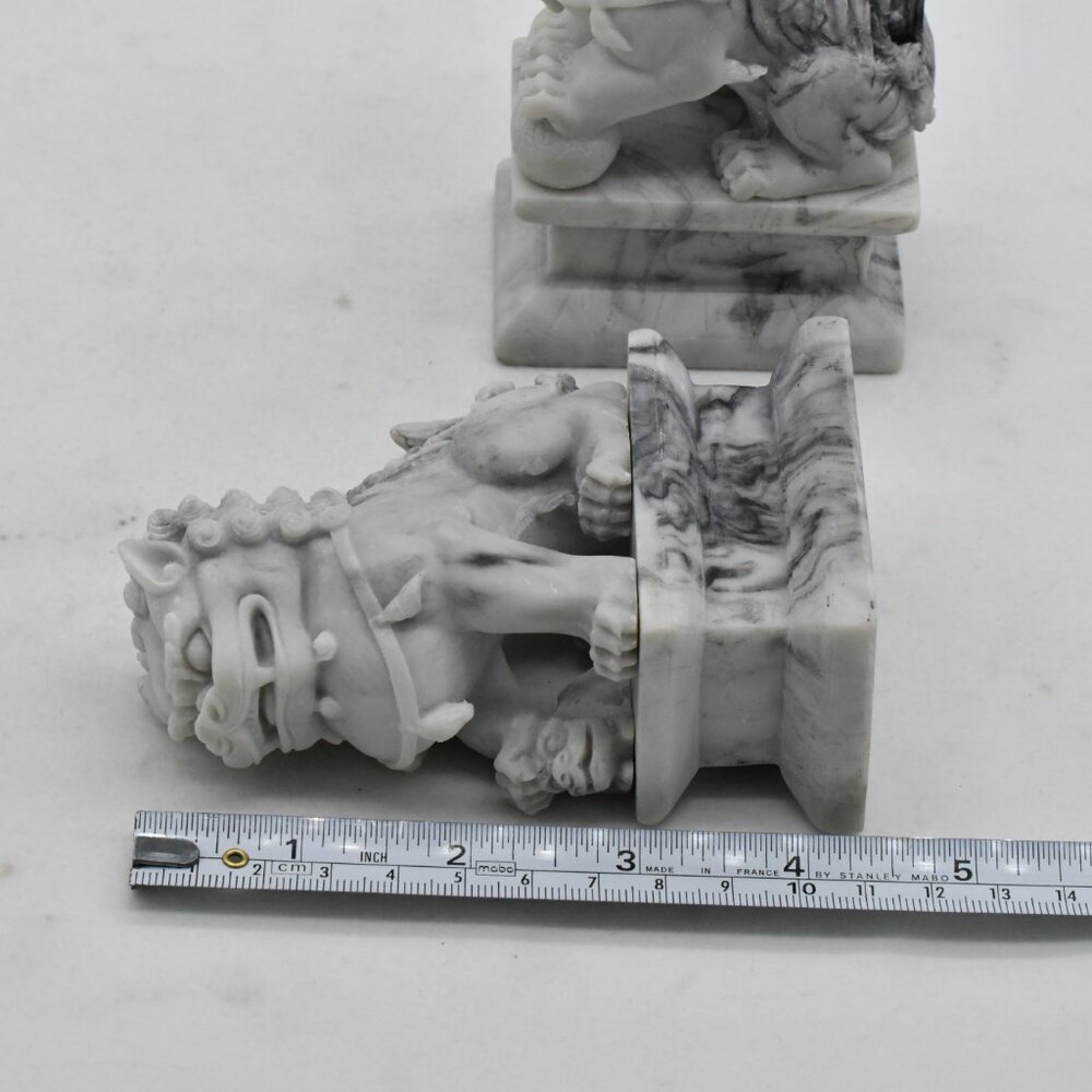 Carved Marble Pair Of Foo Dogs - Picture 11 of 11